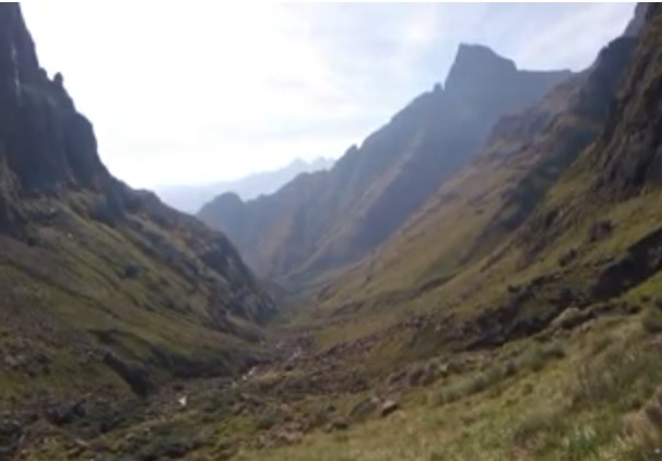 Mnweni / Rockeries Drakensberg Loop